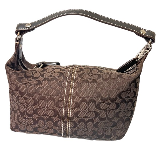 Coach Handbags - Signature Coach cocoa brown purse